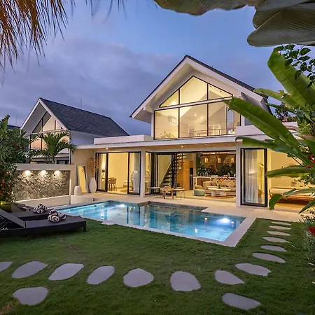 Villa Mahoni By Optimum Bali Villas